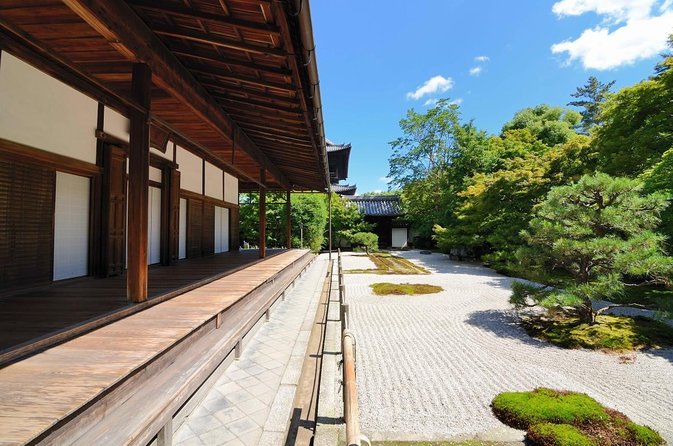 4.5-Hour Kyoto Bike Tour with Lunch and UNESCO Zen Temples - Key things to know before you ride in Kyoto