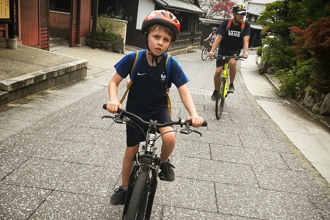 Afternoon Kyoto Bike Tour: Bamboo Forest, Monkeys & Hidden Spots - Arashiyama Bamboo Forest Street: The Soundscape Moment