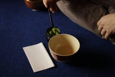 Authentic Kyoto Tea Ceremony: Camellia Flower Teahouse - What happens during the ceremony: a real lesson in matcha