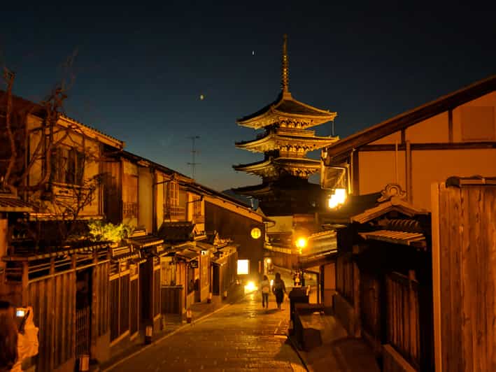 Best of Kyoto: Gion, Geisha, Pagodas & Cobblestones - Where You Meet: Yasaka Shrine Side or Gion Center