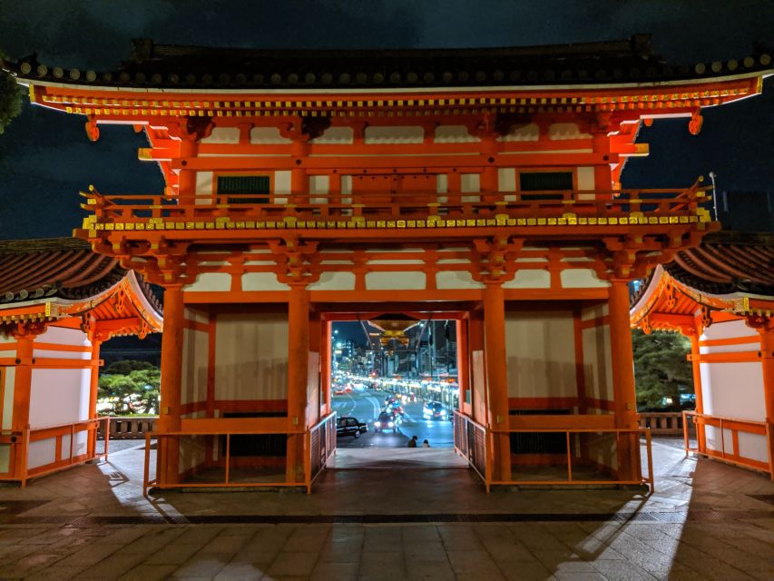 Best of Kyoto: Gion, Geisha, Pagodas & Cobblestones - Ninenzaka’s Lanes and Slippery Cobblestones Moment