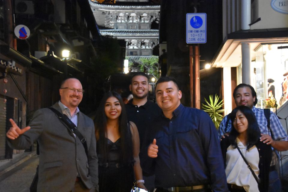 Best of Kyoto: Gion, Geisha, Pagodas & Cobblestones - Gion Streets at Night: The Part Most People Skip