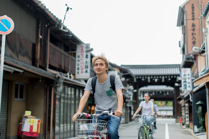 Explore Hidden Alleyway with a Local Expert (Morning tour) - Key highlights to look for