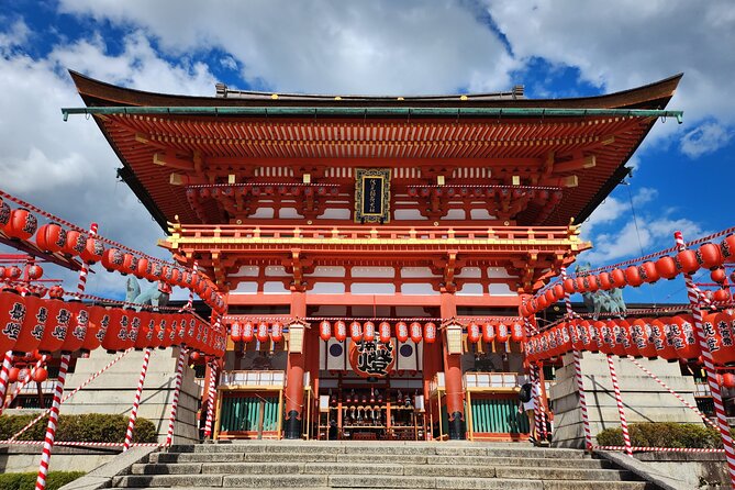 Full Day Guided Tour to Kyoto and Nara from Osaka by Van - Fushimi Inari-taisha: torii gates with guided timing