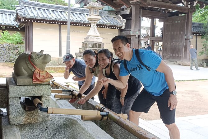 Full-Day Sightseeing to Kyoto Highlights - Shijo Kawaramachi: shopping energy plus a lunch reset