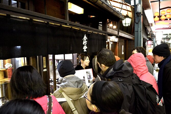 Gion Walking Tour by Night - Stop-by-Stop: What the Two Hours Actually Do