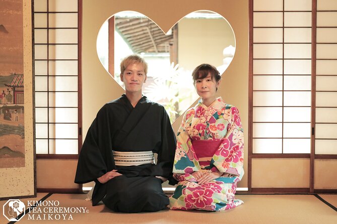 Kimono Tea Ceremony at Kyoto Maikoya, NISHIKI - Sitting on Tatami: The Tea Room Mood Sets the Tone