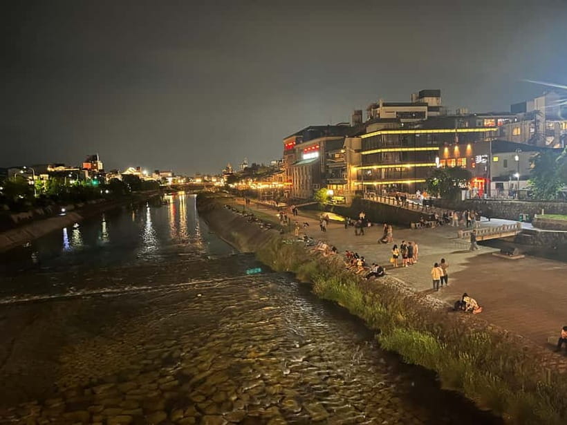 Kioto: Gion Tour, recorrido a pie (Español/Castellano) - Cherry blossoms: how the route changes when the season demands it