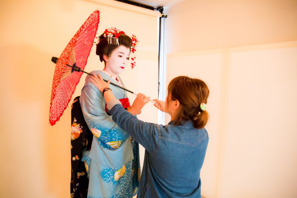 Kyoto: 2-Hour Maiko Makeover and Photo Studio Shoot - Photo studio time: AC comfort and professional shooting
