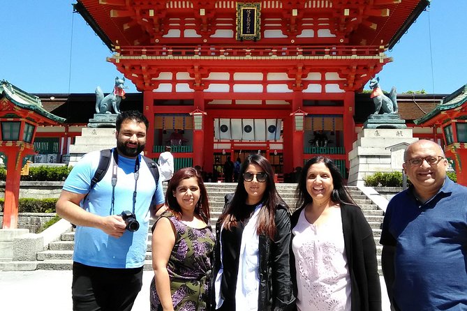 Kyoto 6hr Private Tour with Government-Licensed Guide - Entering the torii world: Fushimi Inari to the Higashiyama zone