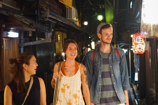 Kyoto Bar Hopping Night Tour - Entering the Kyoto night: why Pontocho works so well