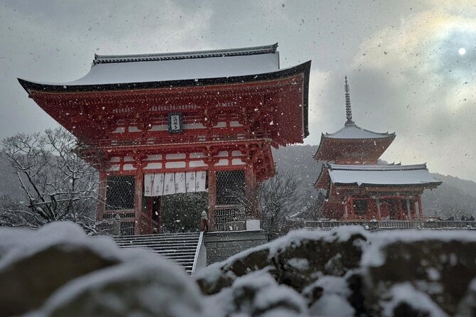 Kyoto Early Bird English Tour: Fushimi Inari & Gion(Private opt) - Yasaka Koshin-Do: Color in a City of Controlled Calm