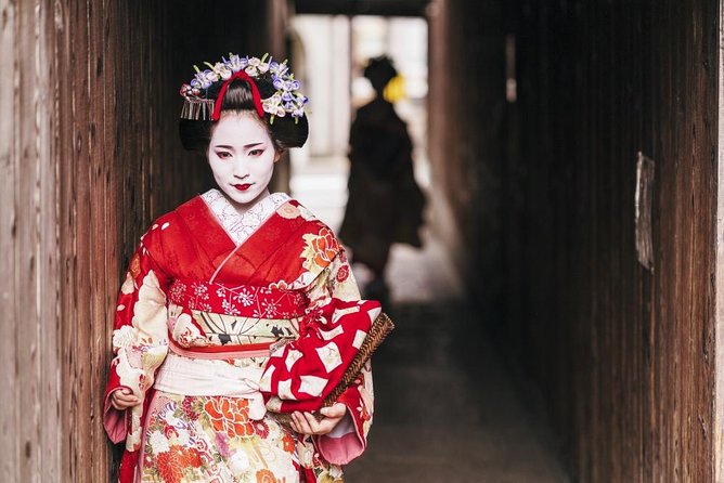 Kyoto Evening Gion Food Tour Including Kaiseki Dinner - Japan Kanji Museum & Library: a quick reset before Gion