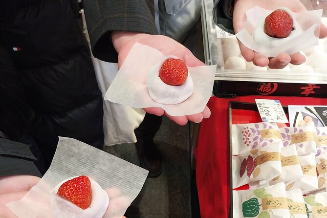 Kyoto Food Tour of 10 Tastings with Wagyu, Mochi & More Surprises - Kyoto Tonkatsu Katsuda: Katsudon with a local twist