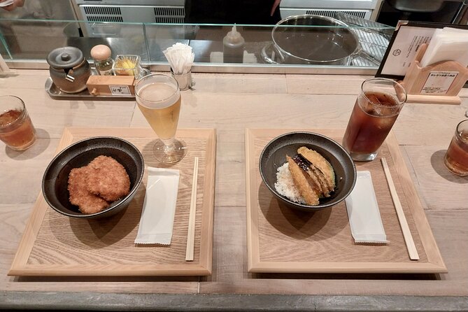 Kyoto Food Tour of 10 Tastings with Wagyu, Mochi & More Surprises - Walking breaks in Gion: Pontocho, the Kamo river, and views that change the mood