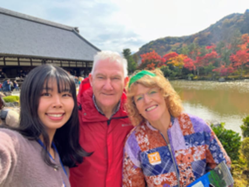Kyoto: Fushimi Inari, Kinkakuji, Bamboo Grove 1 Day Bus Tour - Sagano Bamboo Forest: the walk that makes the day feel mystical