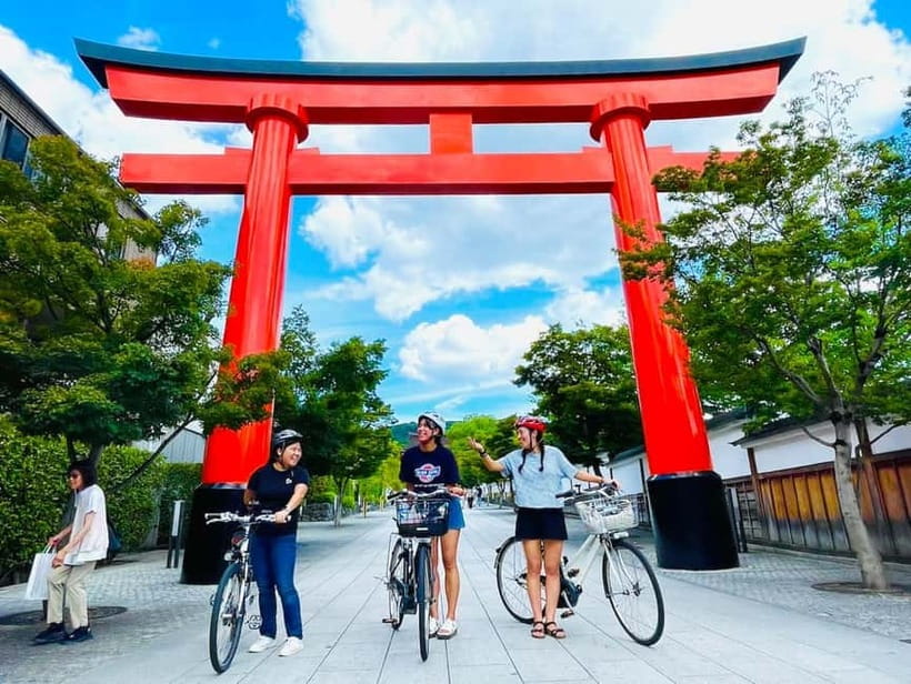 Kyoto: Fushimi Inari Shrine and Tofukuji Temple E-Bike Tour - Gion district on two wheels: Geisha customs without the confusion
