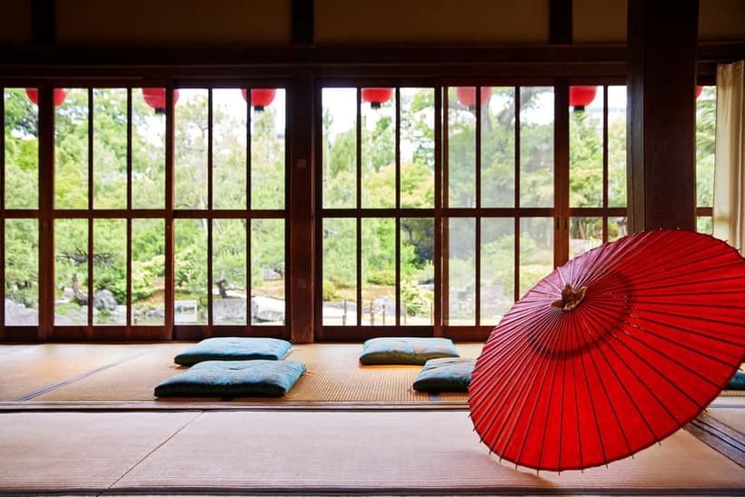 Kyoto : Geiko Maiko Dance of Kyoto & Visits of Gion Museum - Chisen water Japanese garden, Art Cafe, and the pace after the show