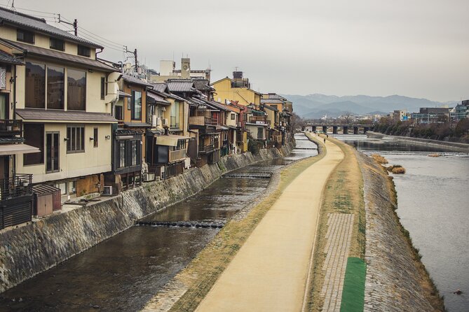 Kyoto Gion Cultural Walk & Geisha Show with Dining Options - Kennin-ji and Zenkyoan: Zen Buddhism and boar guardians