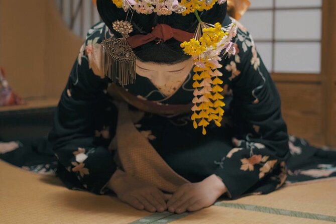 Kyoto Gion Cultural Walk & Geisha Show with Dining Options - The Gion walk with your guide: what you’ll actually learn on the street