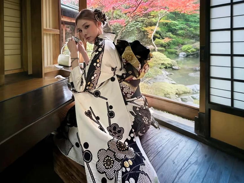 Kyoto Gion Kiyomizudera Kimono Yukata Hairstyle | Photoshoot - Hairstyle and Hair Accessories: Turning a Rental Into a Look