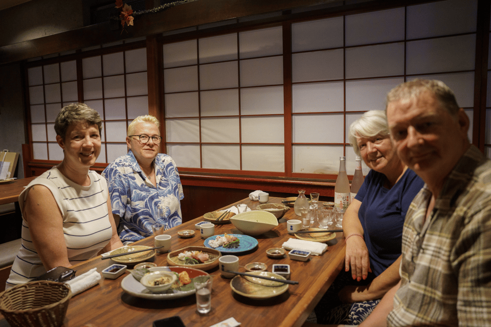 Kyoto: Gion & Pontocho Food Tour with 13 Dishes - The Final Pontocho Dining Stop: Dinner, Drinks, and a Longer Sit