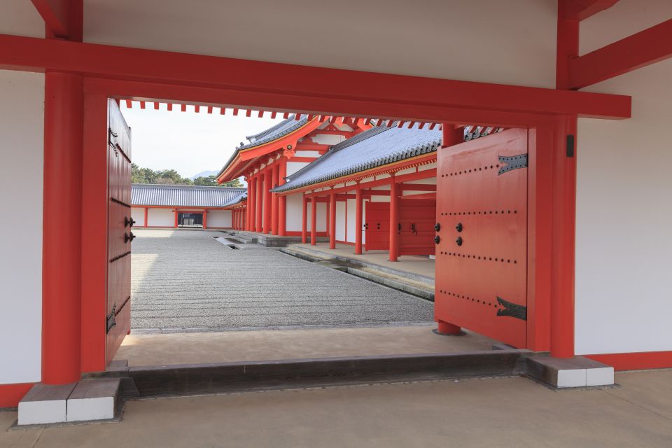 Kyoto: Imperial Palace & Nijo Castle Guided Walking Tour - Price and value: what $49 buys you in real terms