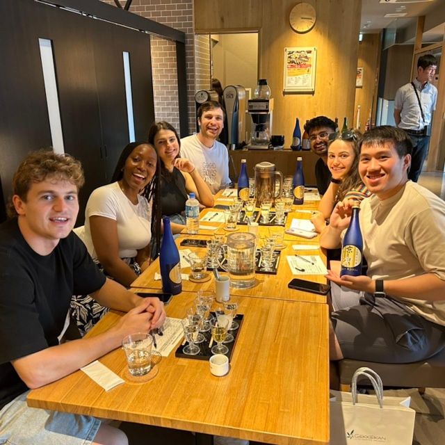 Kyoto: Insider Sake Experience with 7 Tastings and Snacks - Inside the Tasting Room: What Happens From Welcome to Final Sips