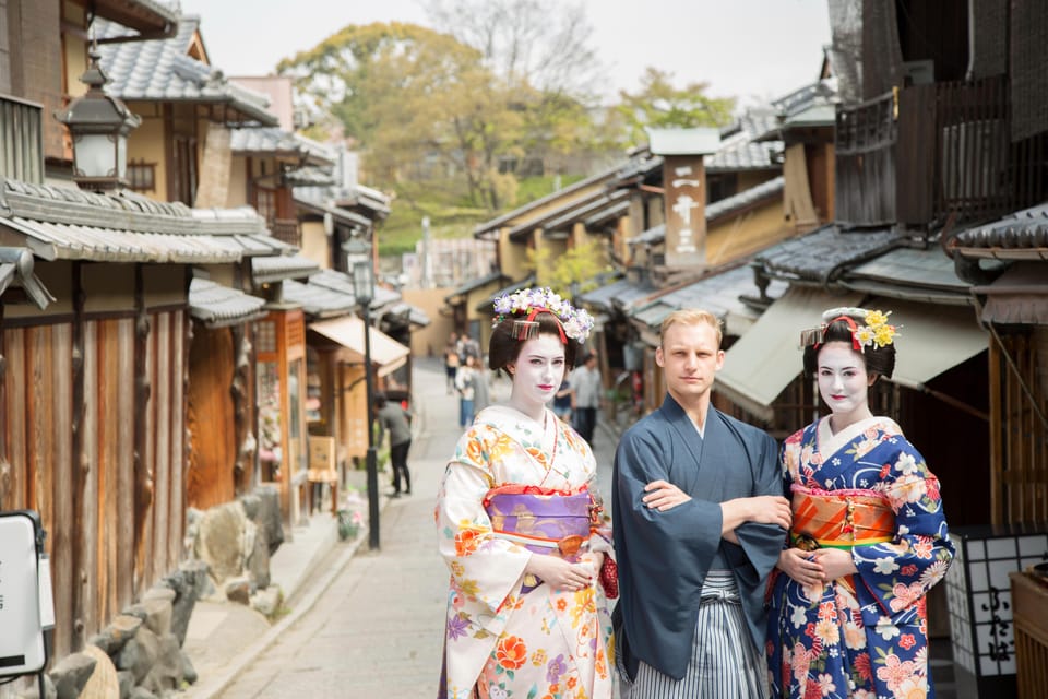 Kyoto: Maiko Makeover and Photoshoot Experience - Price and value: is $140 worth it in Kyoto?