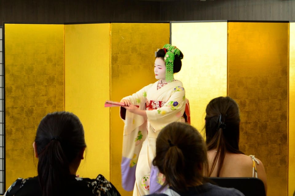 Kyoto: Meet-and-Greet, Maiko Show and Experience - Where You Go in Kyoto: Kyoto Handicraft Center Meeting-Point Sanity Tips