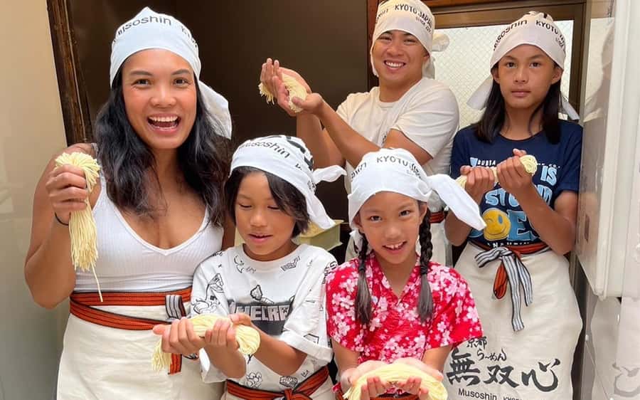 Kyoto Michelin Ramen Workshop or Painting Ramen Essentials - Painting Ramen Essentials: Spoons and Bowls, Plus the Kiln-Baked Keepsake