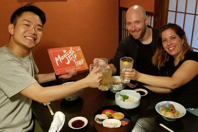 Kyoto Night Foodie Tour in Gion (9+ dishes + 6 Sake tastings) - Kawaramachidori standing-bar sake: the tasting portion that feels fun, not formal