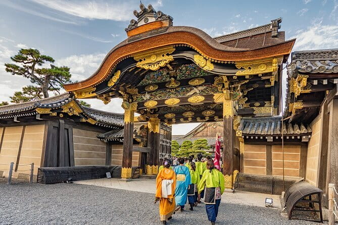 Kyoto: Nijo, Kinkaku-ji, Arashiyama, Kiyomizu & Fushimi Inari - Key highlights worth your attention