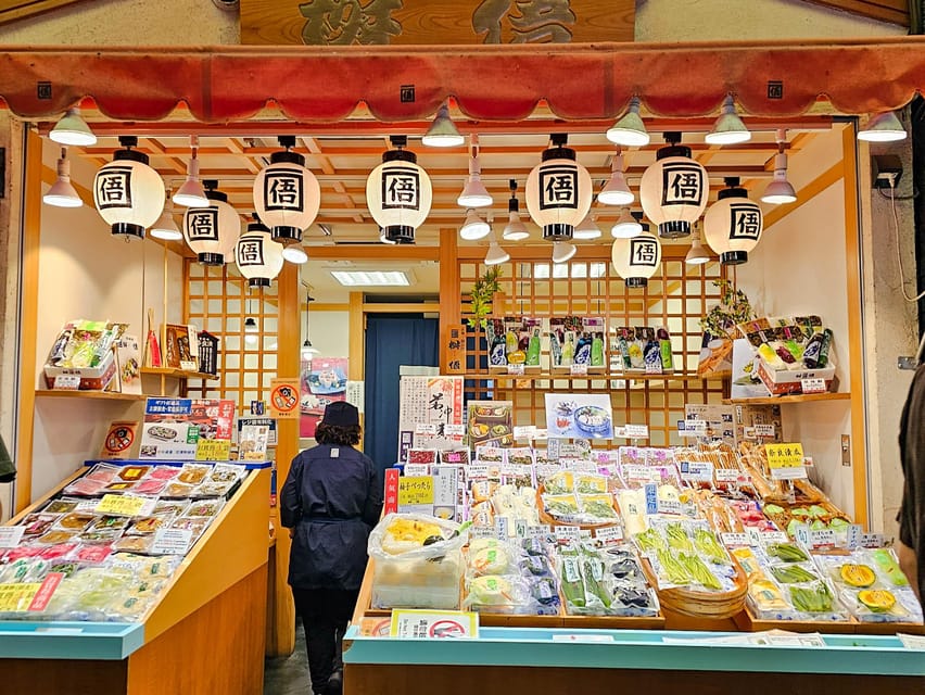 Kyoto: Nishiki Market and Depachika Food Tour with a Local - Who this tour is best for in Kyoto