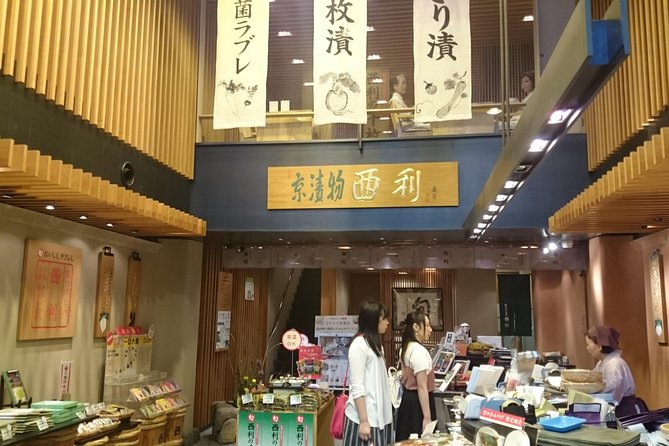 Kyoto Nishiki Market Food and Culture Walking Tour - Teramachi-dori Street: Old Shops, New Products, and Shopping Time
