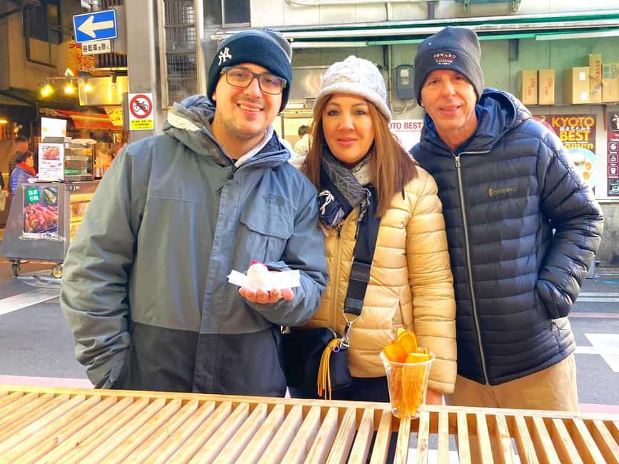 Kyoto: Nishiki Market Tour with a Local Foodie & Tastings - Starting at Nishiki Tenmangū: the learning shrine that sets the tone