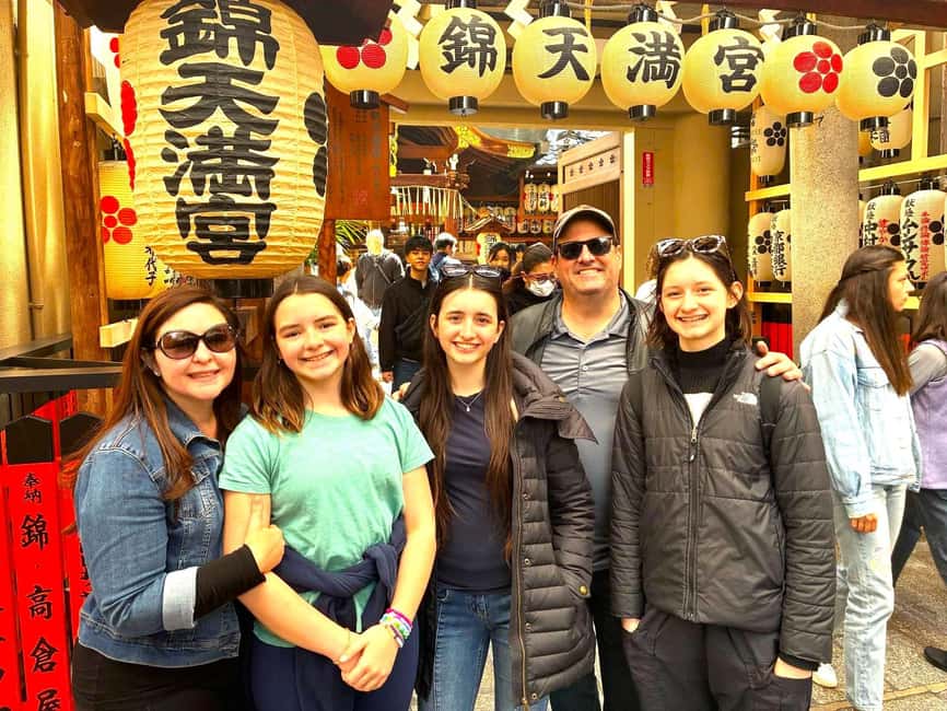 Kyoto: Nishiki Market Tour with a Local Foodie & Tastings - Nishiki Food Market: how a local guide turns choices into tastings