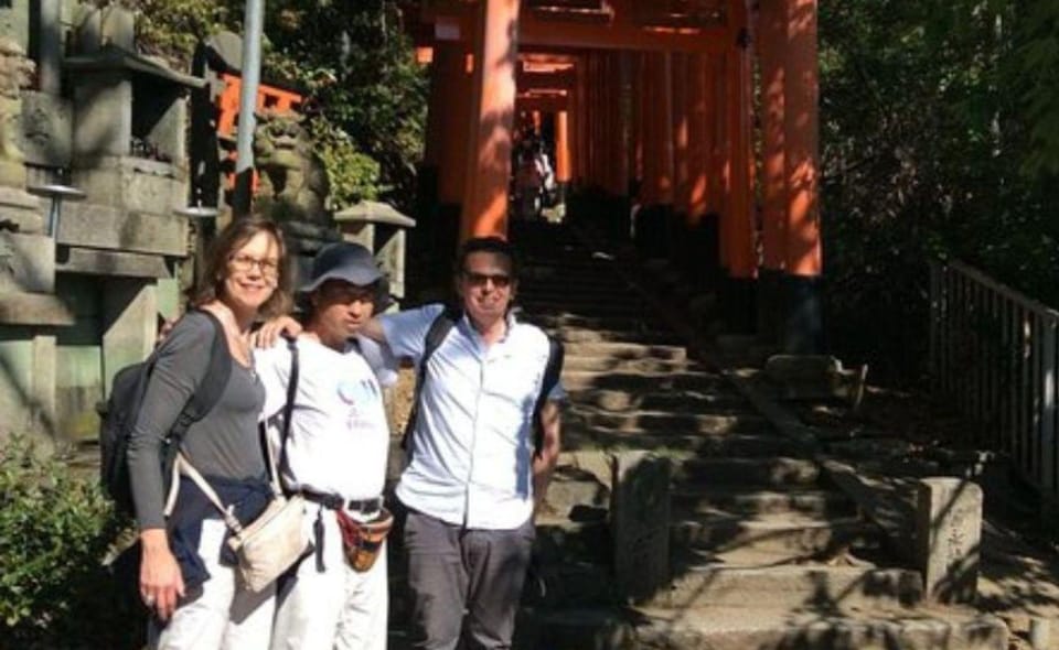 Kyoto : Private Custom Walking Tour With A Local Guide - Logistics That Matter on a Foot-Heavy Day