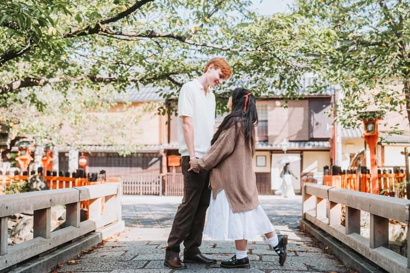 Kyoto: Private Photoshoot Service - The Kyoto streets route: Shirakawa Canal and Pontocho focus