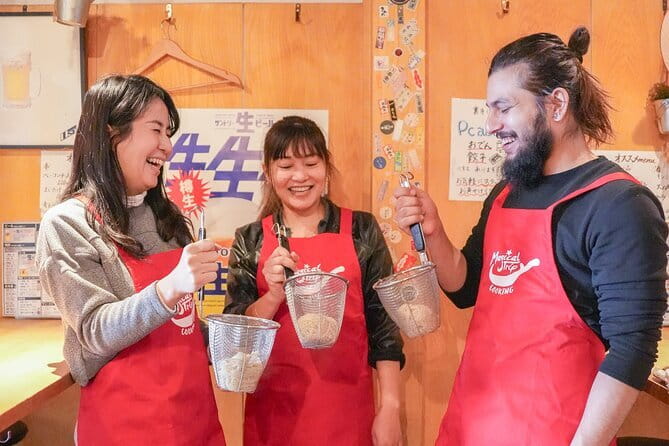 Kyoto Ramen and Gyoza Cooking Class with Professional Chefs - Wrapping Gyoza and Learning the Little Details That Matter