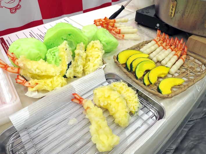 Kyoto: Replica food making experience - The workshop process: how the wax trick creates real-looking texture