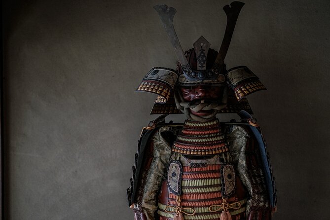 Kyoto Samurai Experience - Swordsmanship Basics: Handling the Training Sword