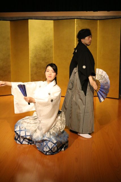 Kyoto: Samurai Kenbu Traditional Sword Dancing Show - Photos, luggage, and timing: how to avoid the annoying surprises