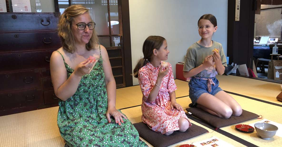 Kyoto: Tea Ceremony Meditation - Make Matcha with Tea Master - A Calm Matcha Lesson Inside a 100-Year-Old Gojo Townhouse