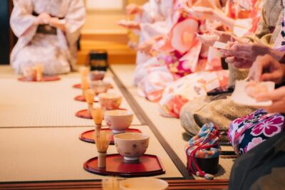 Kyoto: Tea Ceremony with Kimono and Photoshoot - Nishiki Market vs Gion: Picking the Right Kyoto Setting