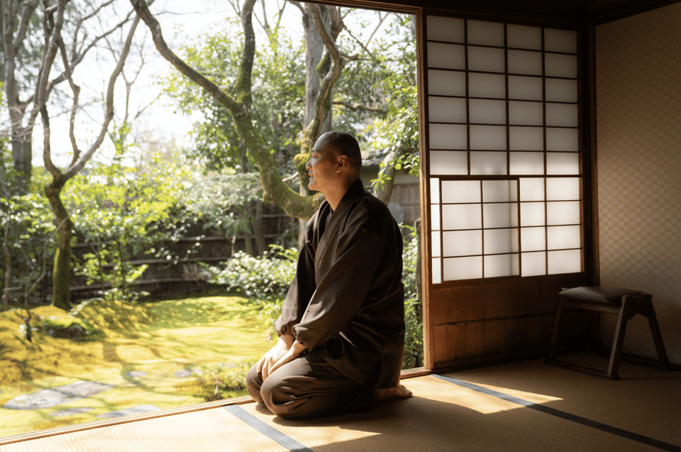 Kyoto: Zen Meditation at a Private Temple with a Monk - The Walk to the Temple: Quiet Starts Early
