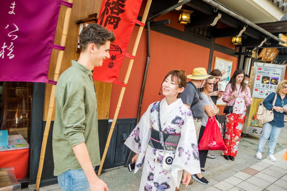 Night Walk in Gion: Kyoto's Geisha District - The street route: what you actually do and see