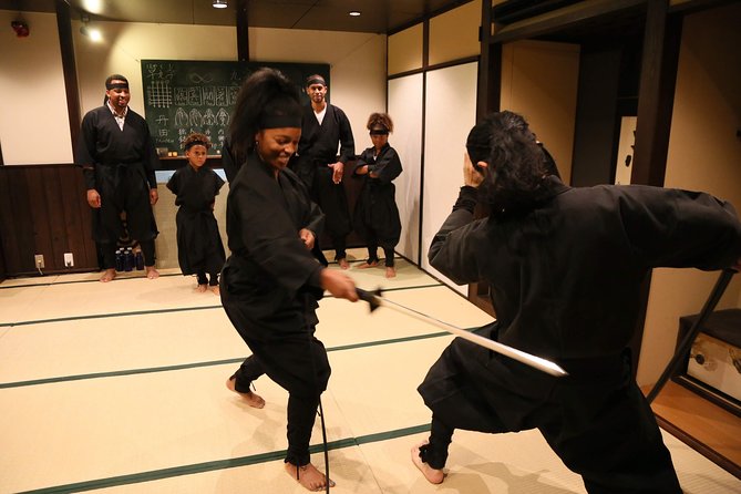 Ninja 1-hour Hands-on Lesson by Japanese master in Kyoto -Entry - Small group training: why maximum 6 people changes everything