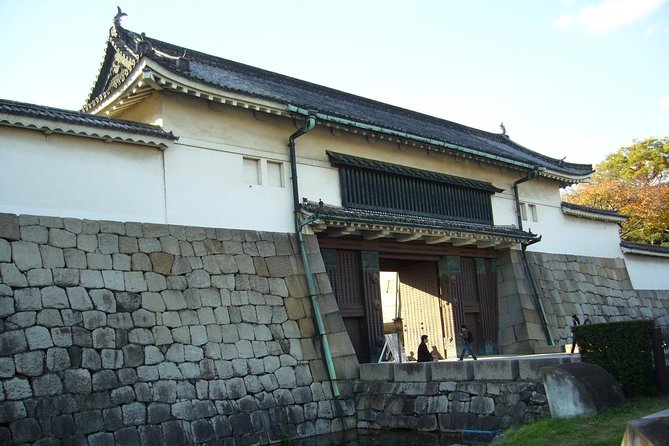 Private Highlights of Kyoto Tour - Fushimi Inari plus the sake museum: Two ways to understand Kyoto identity