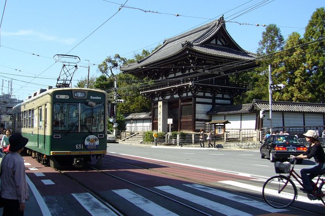 Private Highlights of Kyoto Tour - Gion at the end: Use the time wisely, not just for photos